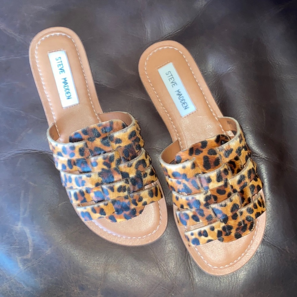 Steve Madden slides